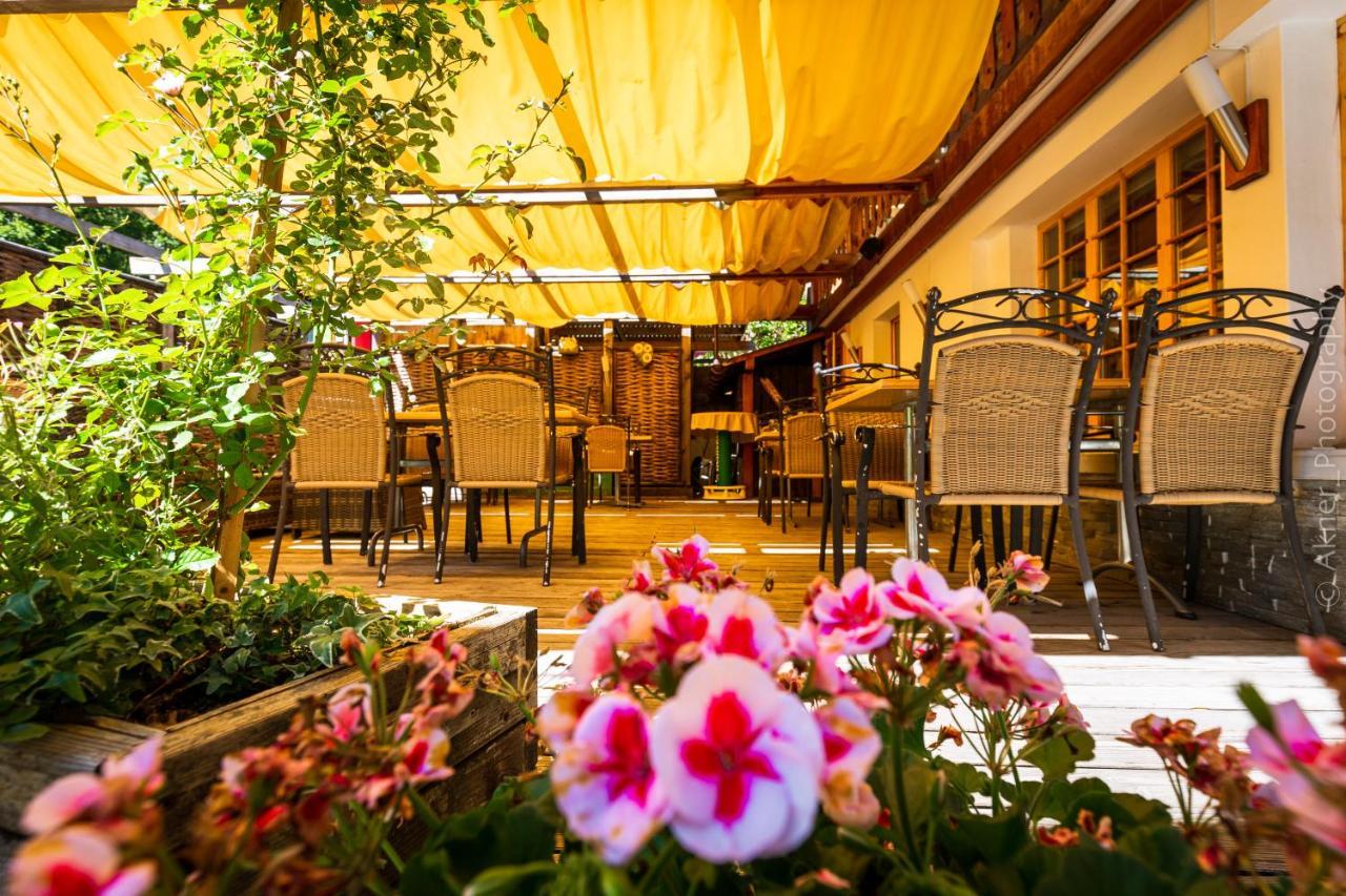 Restaurant Les Lilas Hotel