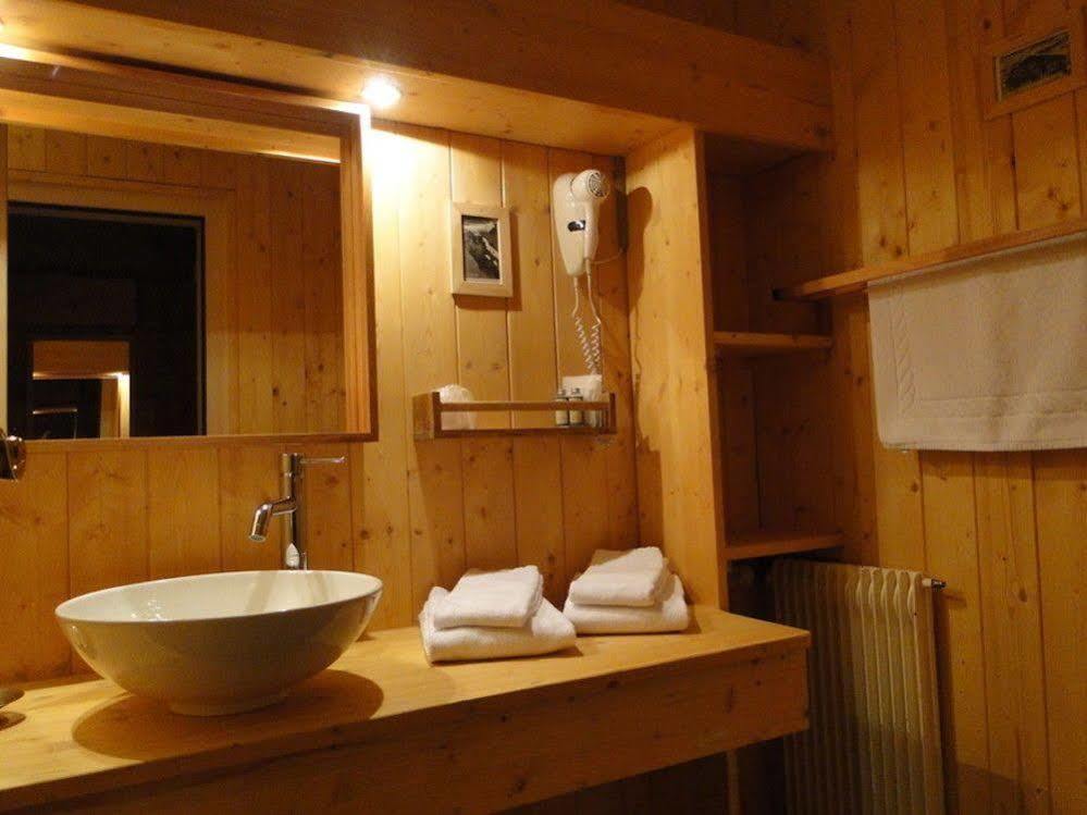Hotel Restaurant Les Lilas 3*