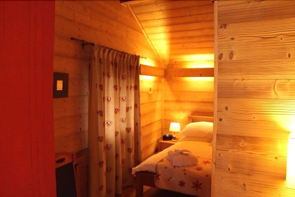 Restaurant Les Lilas Hotel 3*